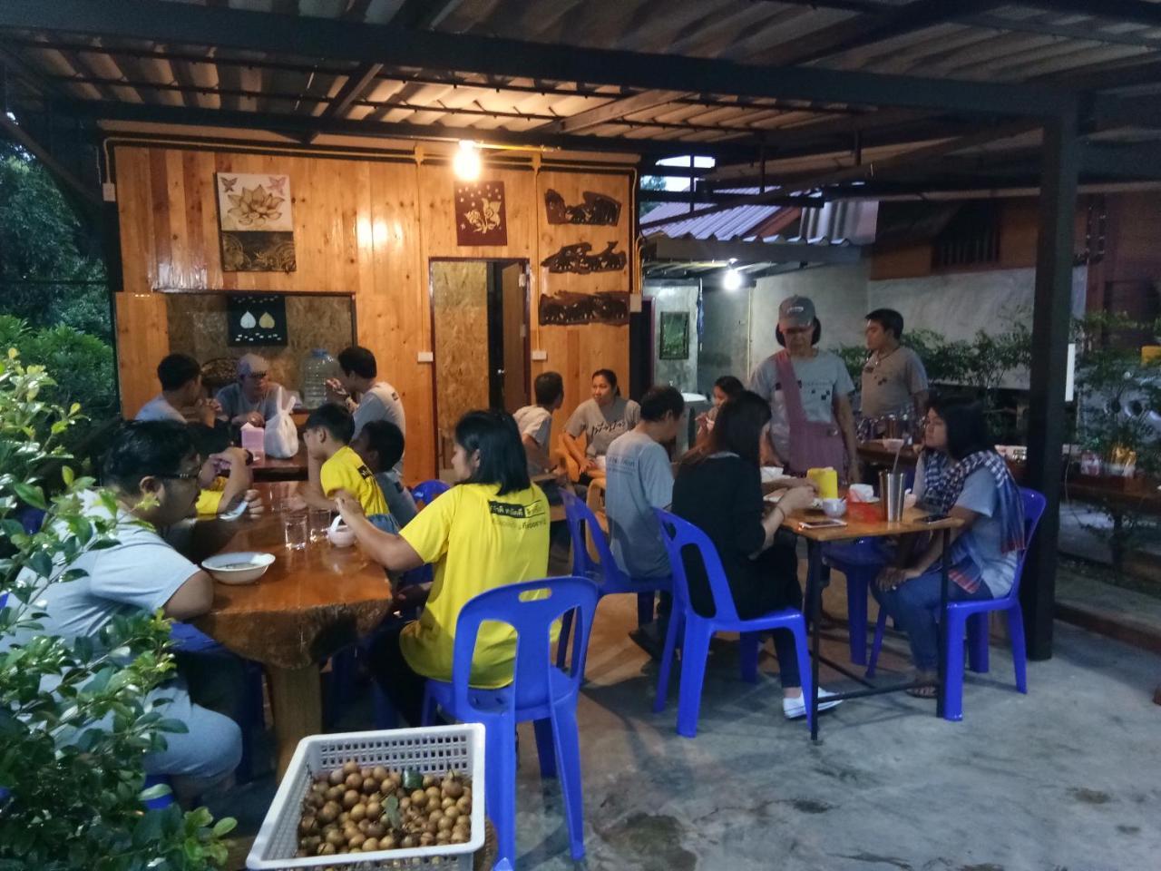 Hotel Ban Suan Sukjai Mae Sariang Exterior foto
