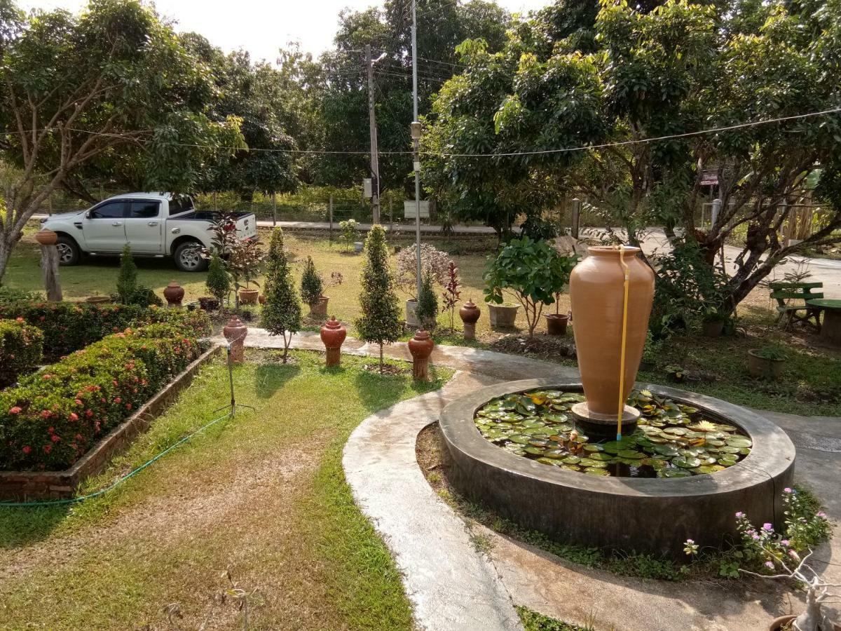 Hotel Ban Suan Sukjai Mae Sariang Exterior foto