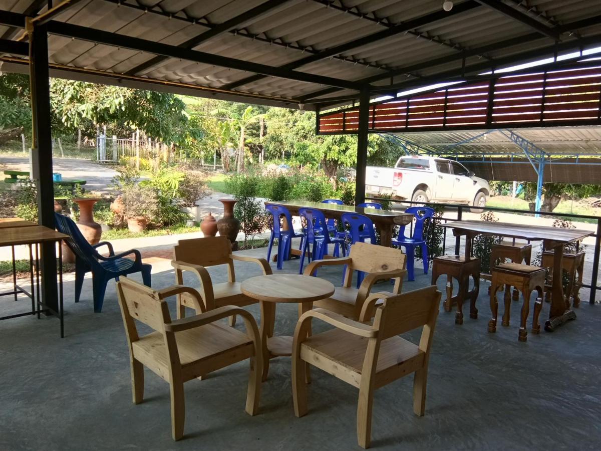 Hotel Ban Suan Sukjai Mae Sariang Exterior foto